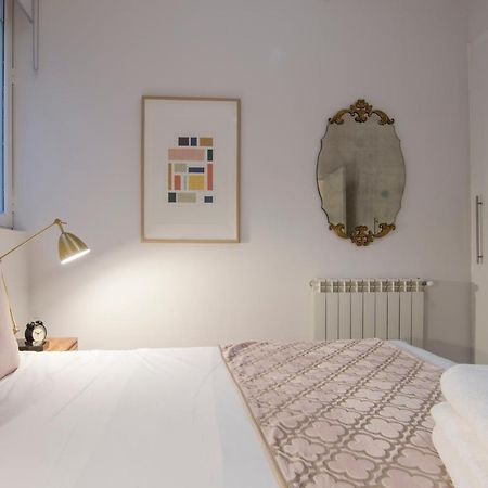 Apartamento En Santa Ana - Sol Madrid Exterior photo