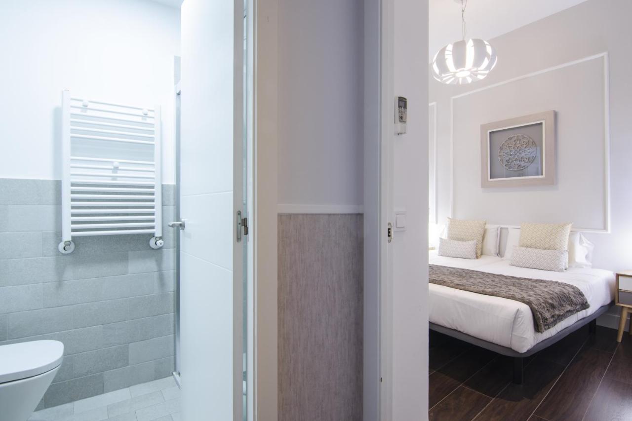Apartamento En Santa Ana - Sol Madrid Exterior photo